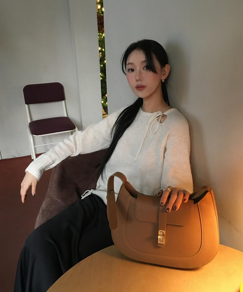 AHWE String Sweater_Light Beige