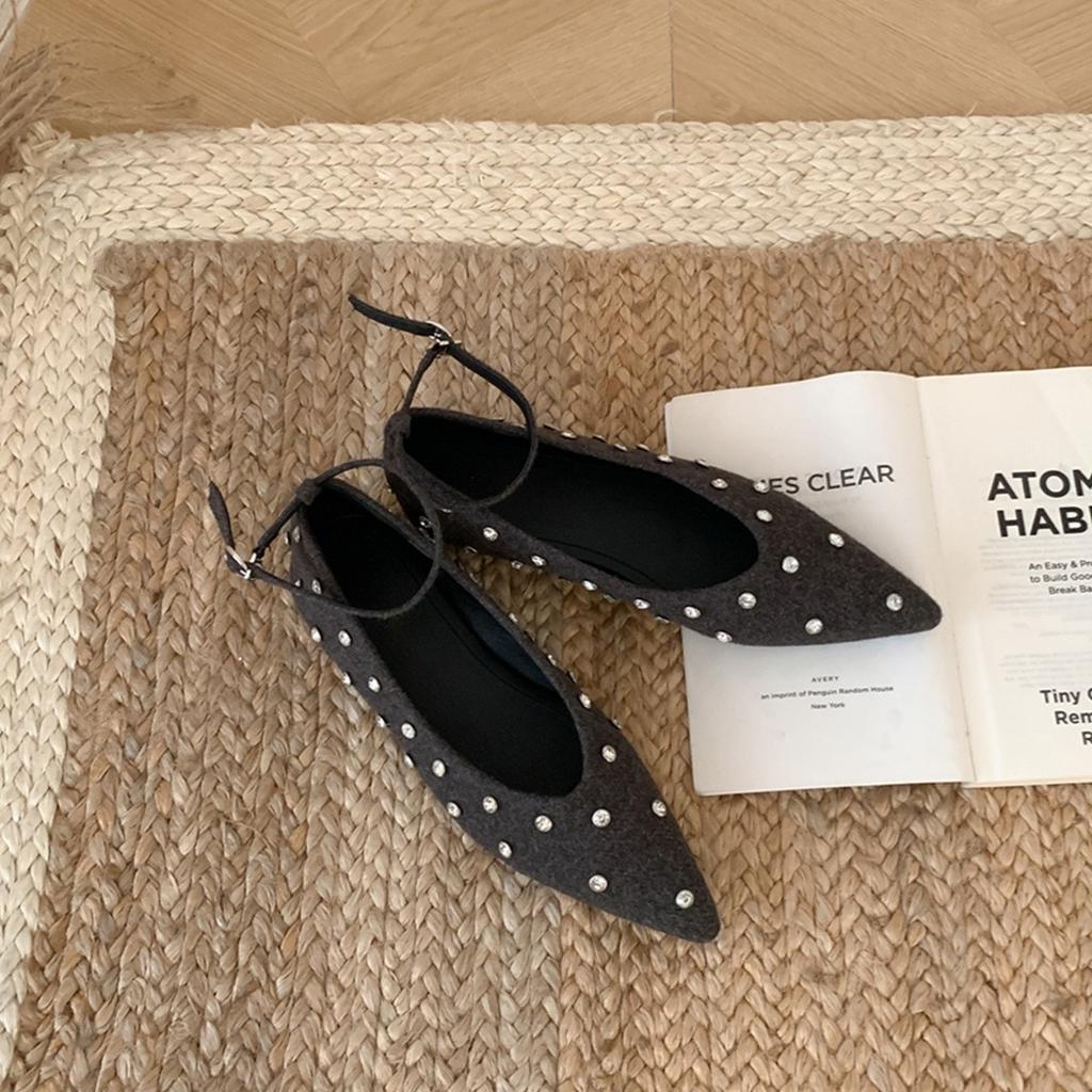 2025 spring new flat-soled single shoes for women, comfortable soft soles, not tired feet, fashionable diamond-encrusted women's shoes, high-end wear