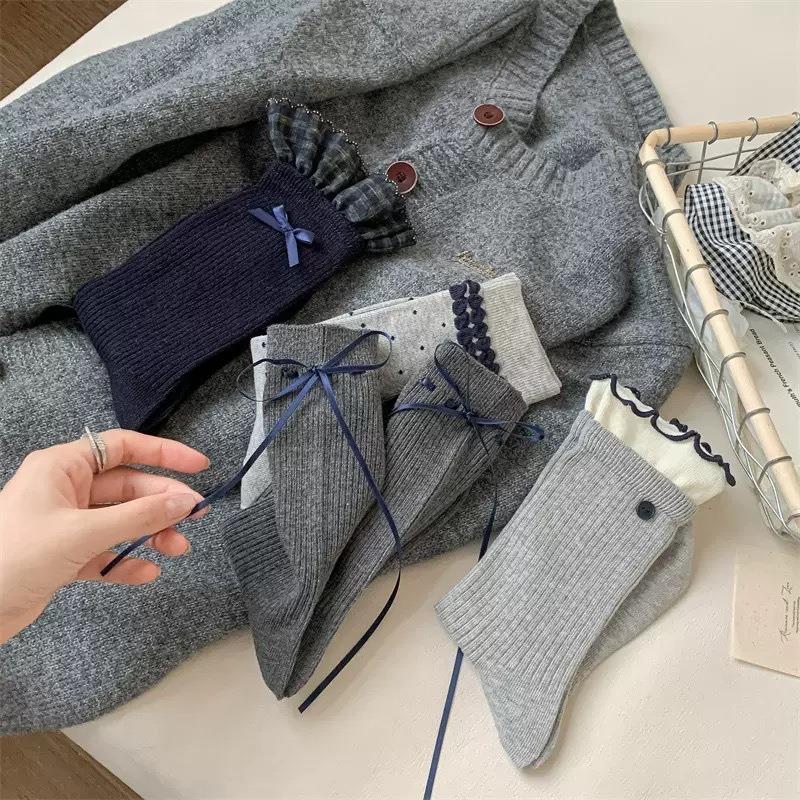 Women's Fall Fashion New Lace In The Tube Pile Socks