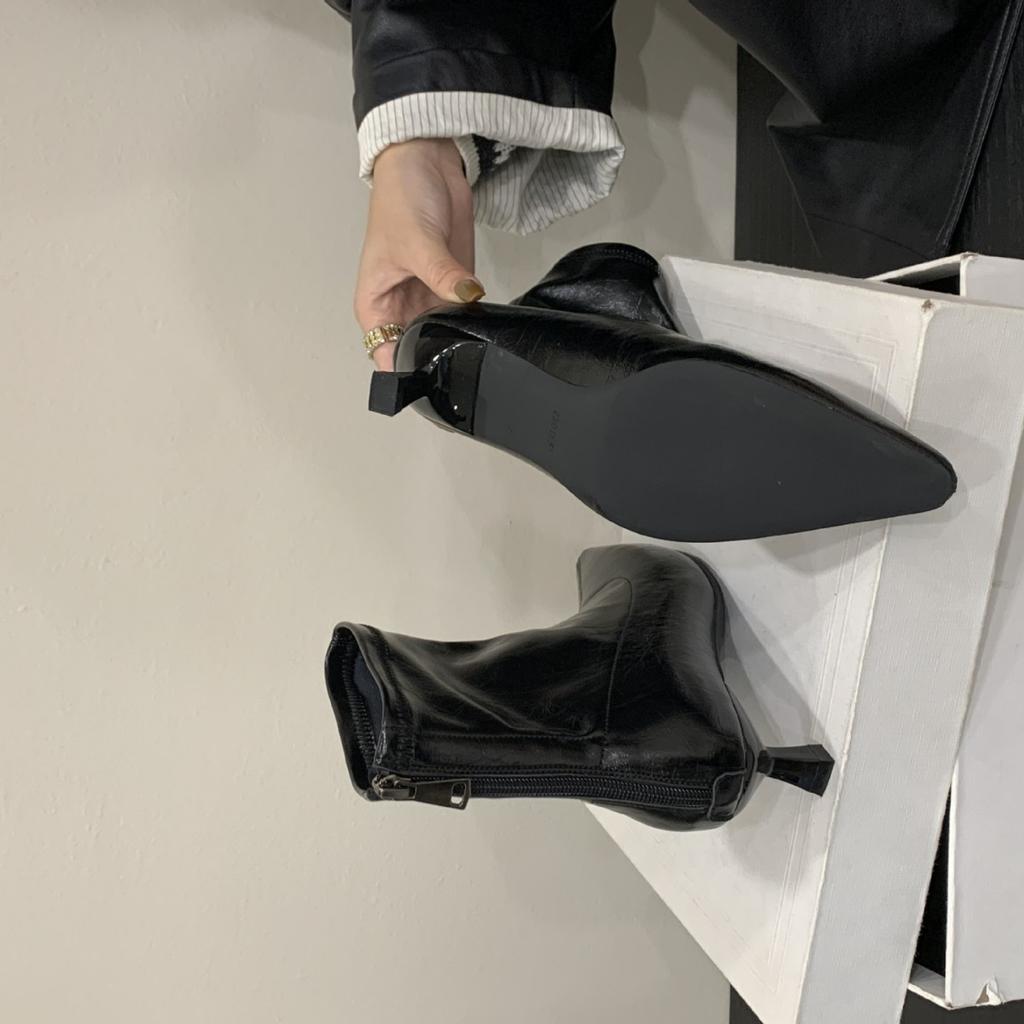 2025 new pointed soft leather soft bottom rear zipper stiletto versatile low tube Martin fashion women's short boots