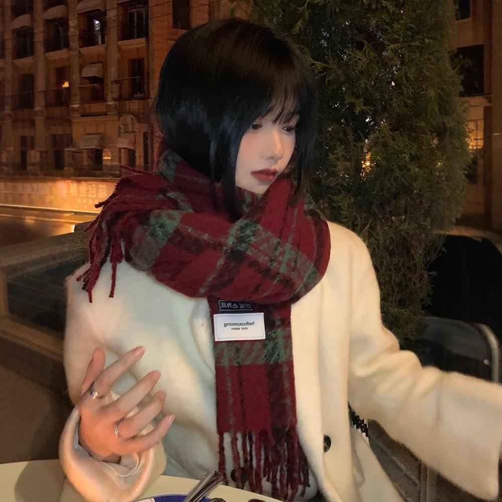 New plaid scarf women's winter thickened warm retro versatile high-end shawl scarf student autumn and winter