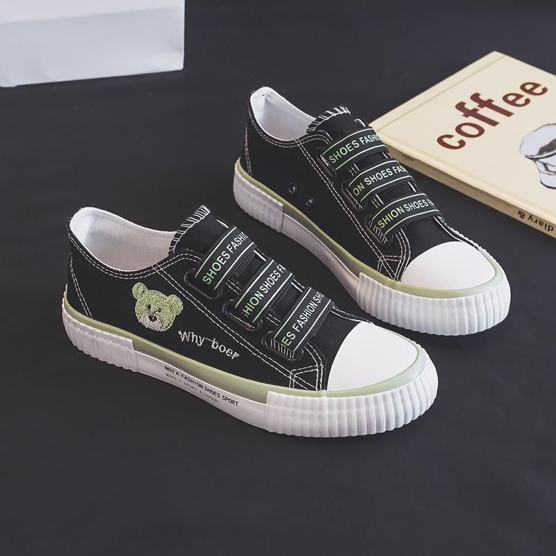 Elastic band bear canvas shoes women's versatile lazy one-pedal board shoes low-top casual shoes