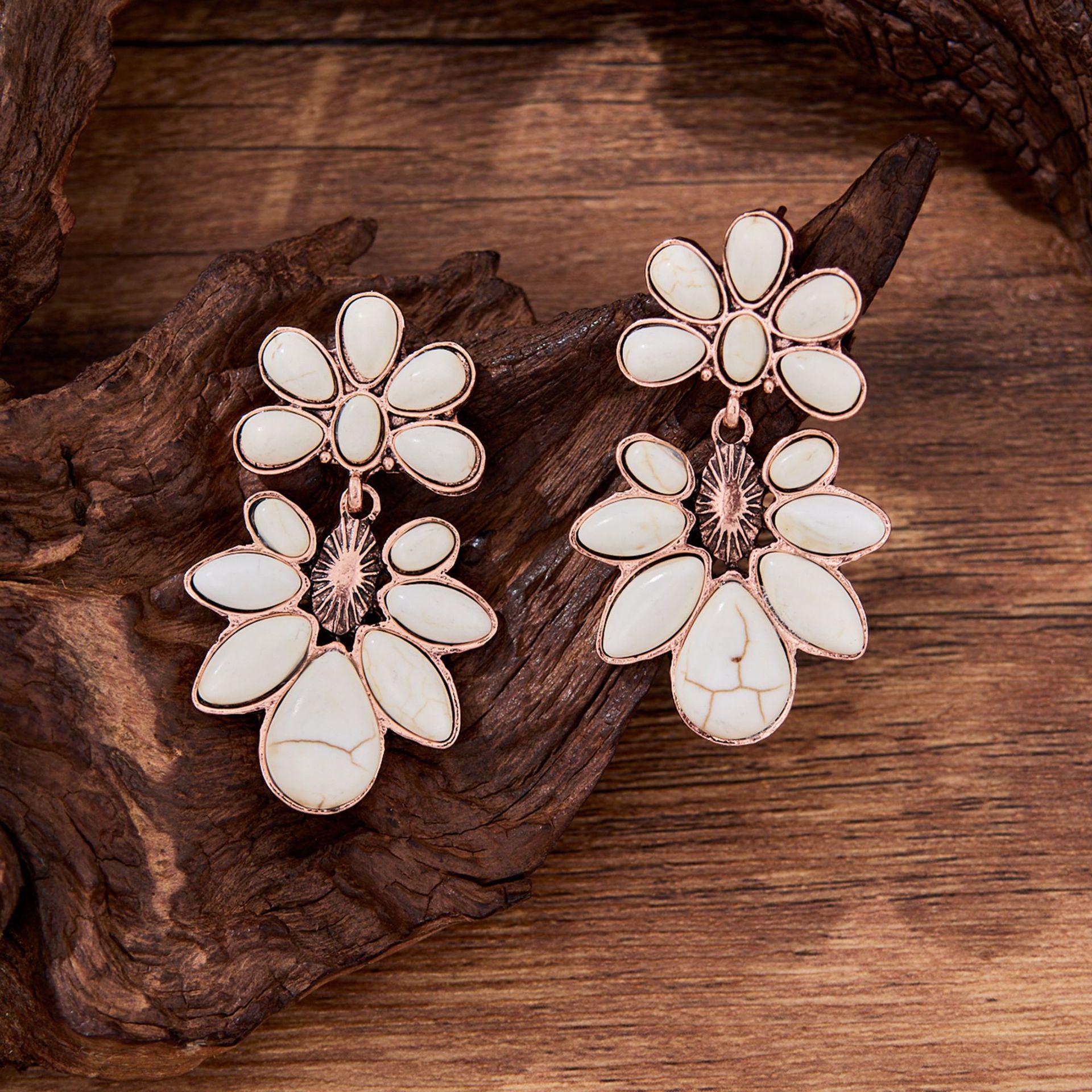 European & American Retro Bohemian Turquoise Fashion Earrings