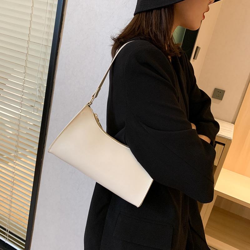 IELGY Korean Fashion Messenger Bag Summer Simple Shoulder Bag