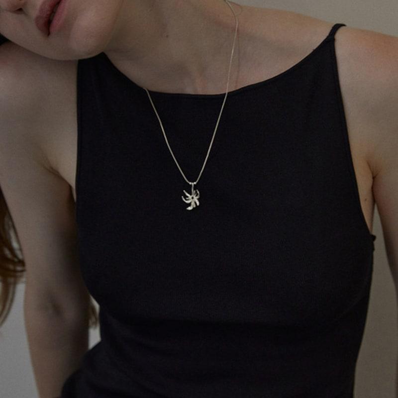 

edum harsh things*4 necklace silver