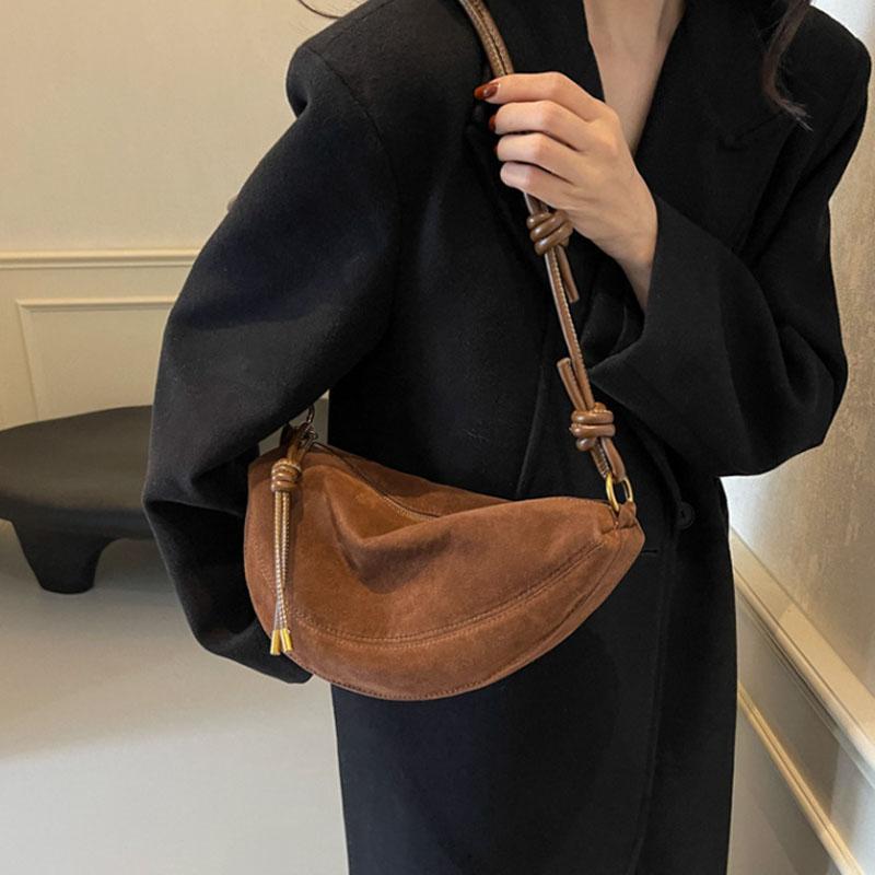 Women's Niche Suede Crossbody Bag High Quality Large Capacity Shoulder Bag Commuting Outdoor Play Armpit Bag Multifunctional Fashion Dumpling Bag