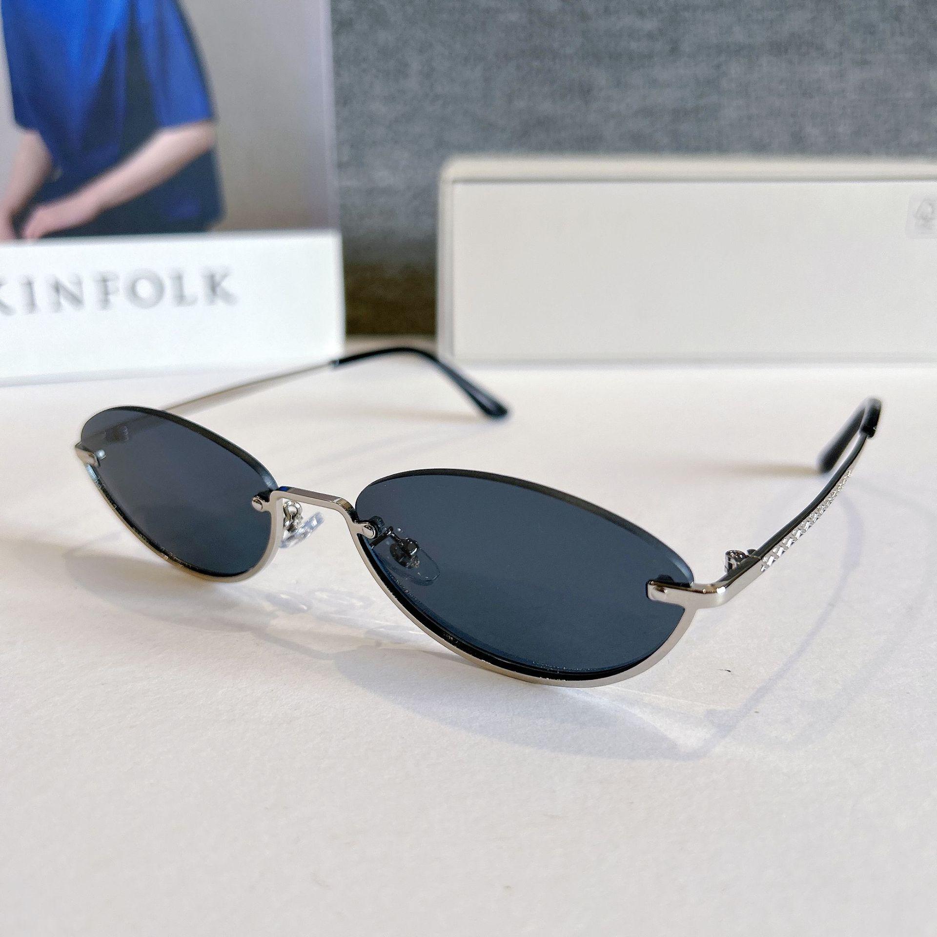 2026 Vintage Oval Rimless Metal Sunglasses - Unisex Retro Half-Frame Style