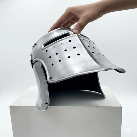Medieval Knight With Steel Crusader Helmet Gothic Full Face Armor LARP Reenactment Cosplay Helmet Gift