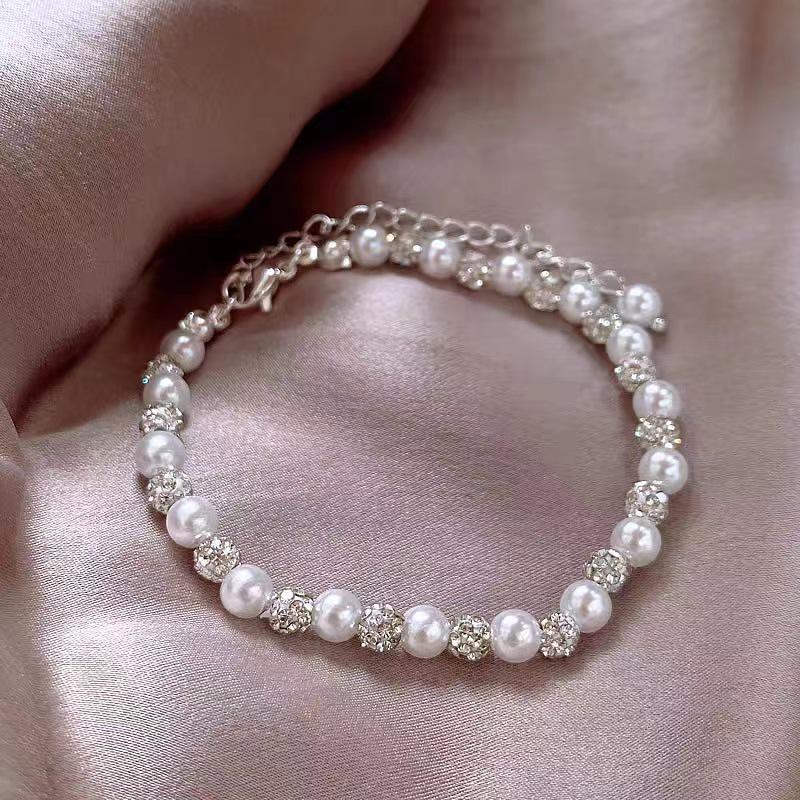 BR-9s Shimmering Galaxy Pearl Bracelet - Exquisite Women's Light Luxury Bangle