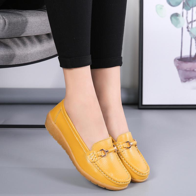 Women Leather Moccasins Soft Yellow Loafers Casual Elegant Summer Breathable Flats Walking Shoes for Mother
