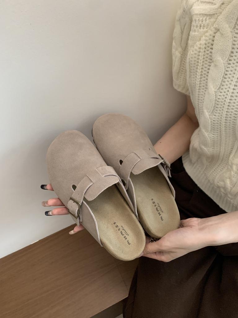 Baotou Drag Women's Thick-soled Outer Wear Versatile Retro 2025 Autumn New Soft-soled Casual Birkenstocks Flat-soled Half-slippers