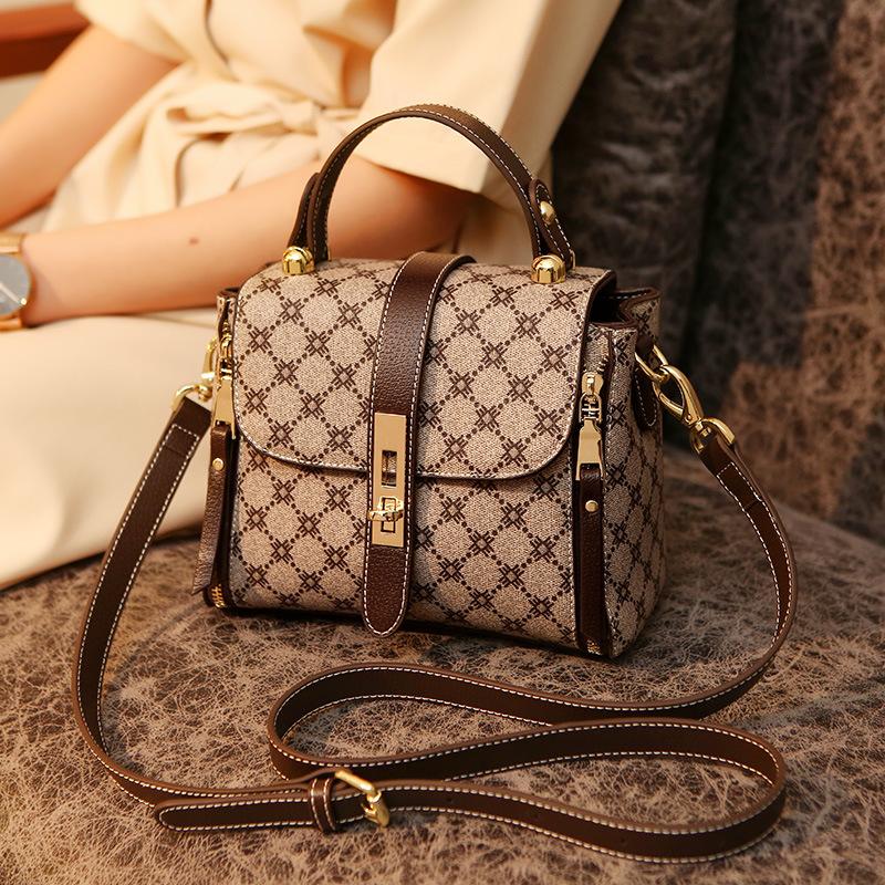 New Style Bag Women's Fashion Chain Bucket Bag Atmospheric Versatile Crossbody Bag Women's Bag Small Bag Simple
