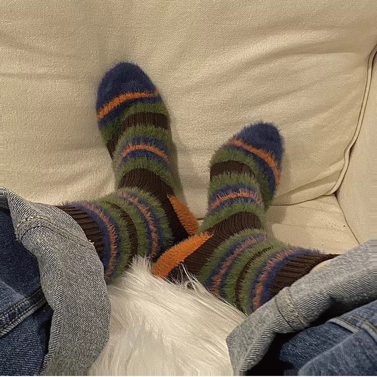 Κάλτσες Πλεκτές Ριγέ Χρώματος Ουράνιου Τόξου Γυναικείες Κορίτσια Χειμερινές Ζεστές Κάλτσες Μήκους Μέσης Κνήμης Μινκ Βελούδο Παχιές Κάλτσες Παχύρρευστες Αφράτες Κάλτσες Ύπνου