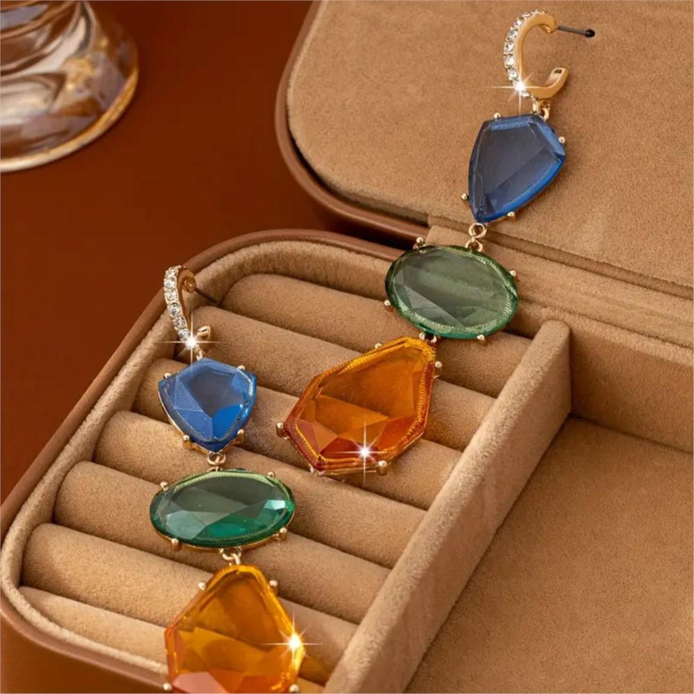 Gold Luxurious Resin Dangle Earring for Women able and Versatile Teardrop Earrings Perfect for Daily Wear or Party