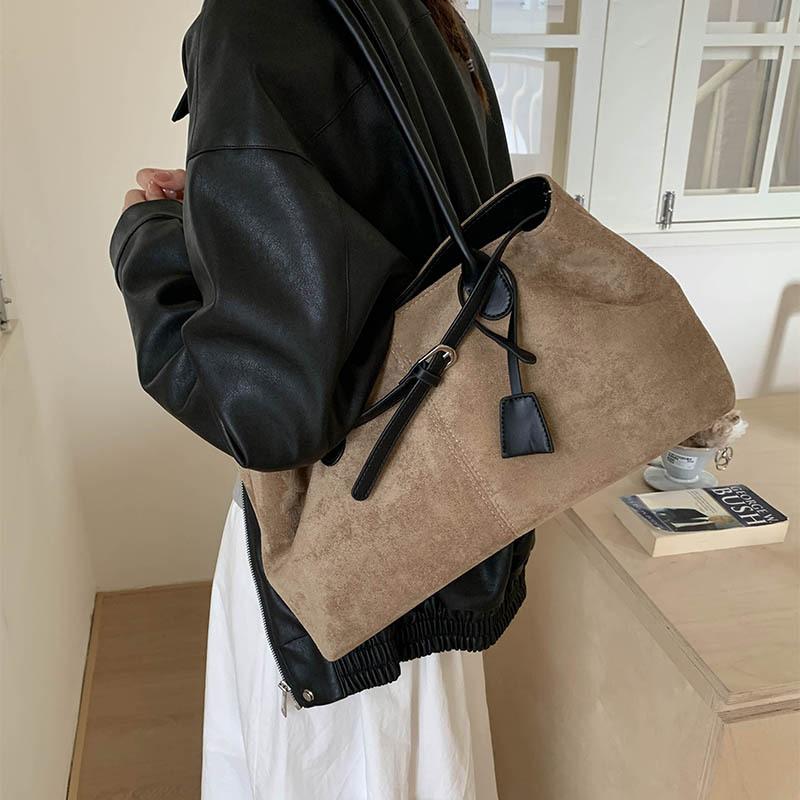 

Ретро матовая кожаная сумка женская новая модная вместительная повседневная высококлассная сумка подмышку хаки