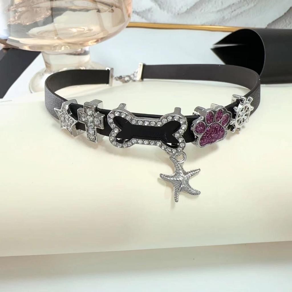 Sweet And Cool Personality Splicing Cat Claw Bone Collar Niche Design Diamond-Encrusted Star Choker Necklace Spice Girl Necklace
