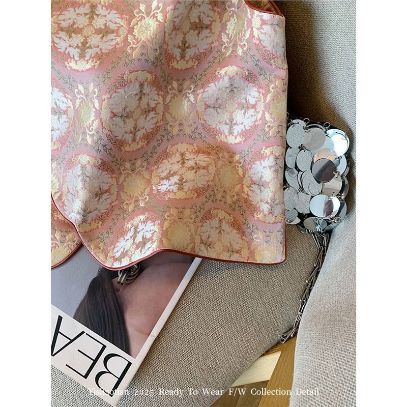 Jacquard Disc Buckle Vest Women's 2025 New Temperament Slanted Vest Improved Vest