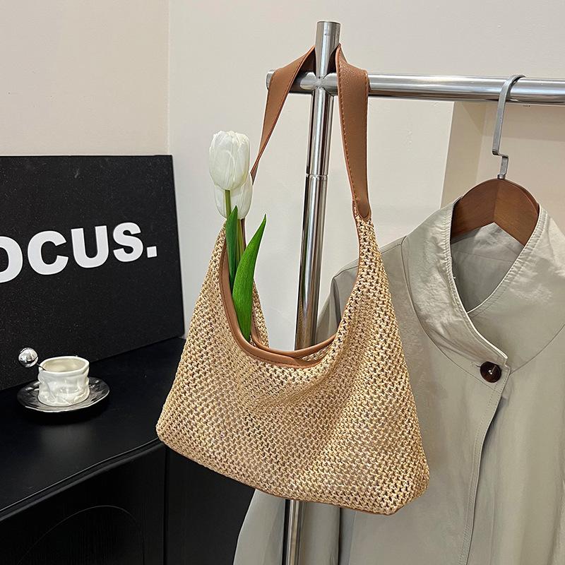 Straw large-capacity fashion casual bag is popular in summer, woven shoulder underarm bag tote bag
