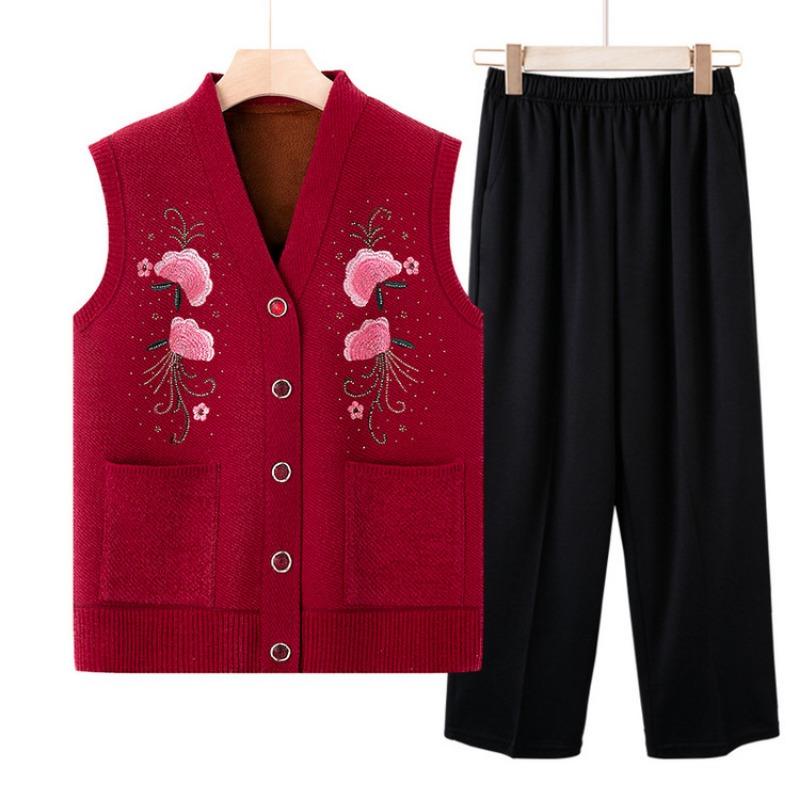 Middle-aged sweater vest female grandma vest mother autumn and winter velvet thickened vest old lady warm vest