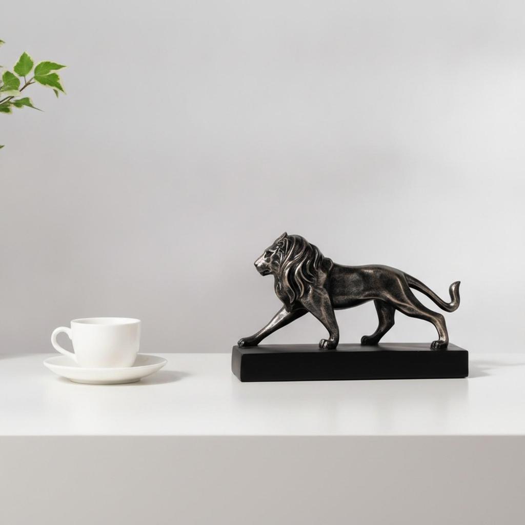 Lion Ornament with Base Majestic Decor Sculptural for Bookshelf