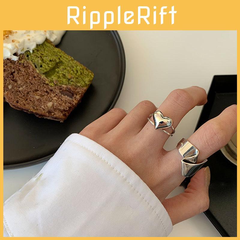 Pure 925 Eyecatching Silver Artistic Heart Ring With Modern Design Folded