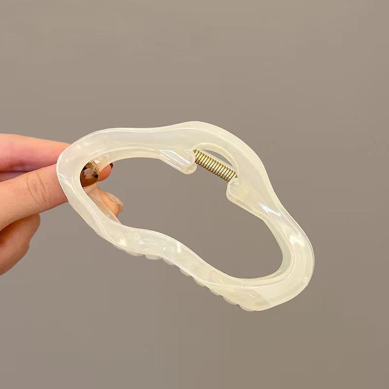 Elegant Clouds Leopard Print Hair Claws Clip Women Jelly Acrylic Hair Clamps Plastic Hairpins Barrettes Girls Hair Accessories
