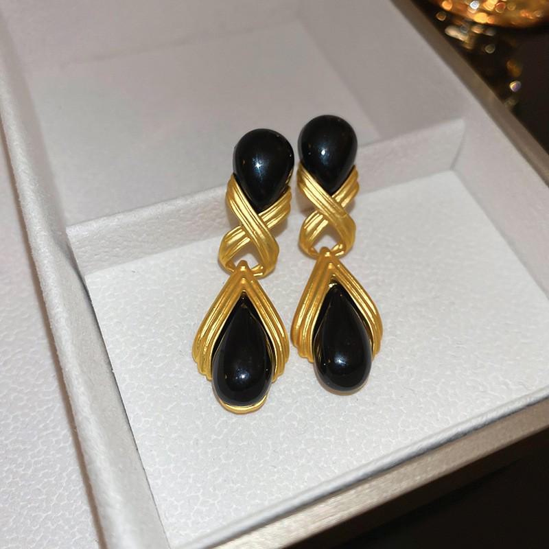 "Vintage Silver Needle Diamond Snake Earrings for Women – Light Luxury, High-End Style"