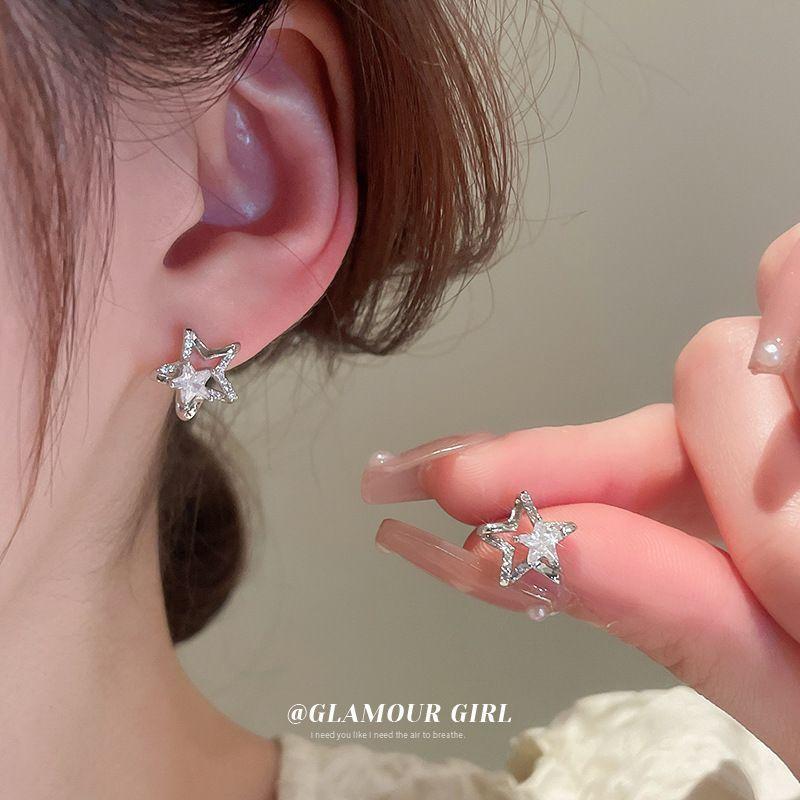 Silver Needle Simulation Camellia Stud Earrings French Retro Elegant Earrings Personalized Fashion Versatile Earrings Niche High Sense