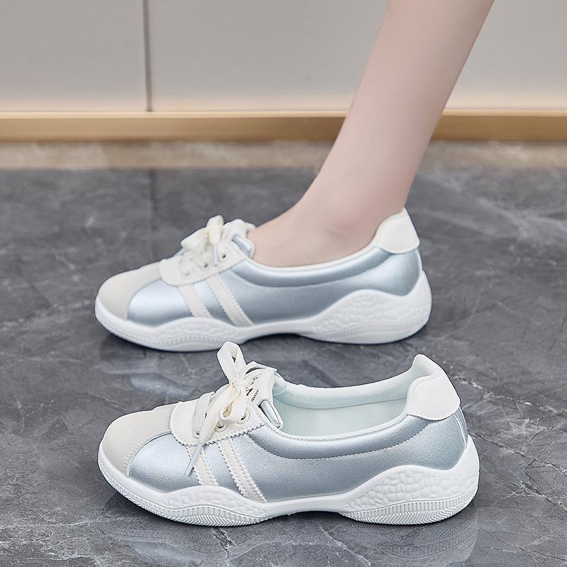 

Sneakers women s spring 2025 new Korean version vibe style little white shoes lightweight soft sole with skirt Forrest Gump training shoes 40 серебряный