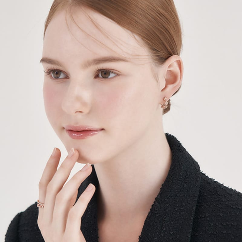 ELLE Jewelry 14K GF Flower Point One-Touch Earrings ELGPEE555