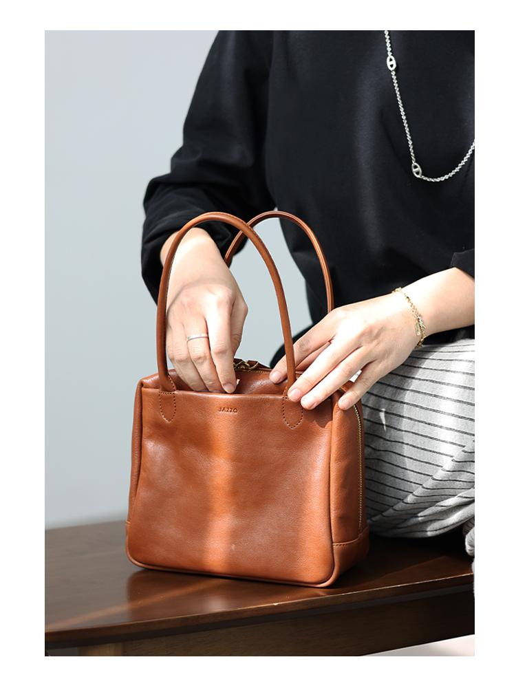 

Women Casual Style Handbag Luxury Genuine Leather Small Size Zipper Tote Portable And Practical Soft Square Bags 21x18x8.5cm