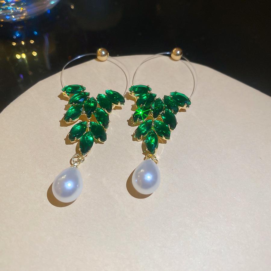 Emerald diamond leaf fringed earrings light luxury stud earrings women's European and American earrings