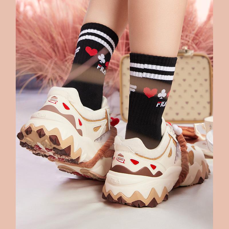 New FILA Oakmont 2 Tiramisu Slip-Resistant Abrasion-Resistant Lightweight Low-Top Chunky Sneakers Men's Cloud Brown F12M212141FCR