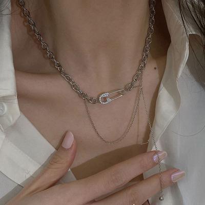 Pin Gothic Dainty Korean Style Pendant Necklace Party Jewelry Women Clavicle Chain Sweater Necklace