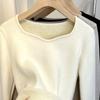 Herbst und Winter All-in-One-Unterwäsche aus warmem Samt mit quadratischem Ausschnitt für Damen, verdickte warme und plüschige Unterseite, Pullover mit schmaler Passform