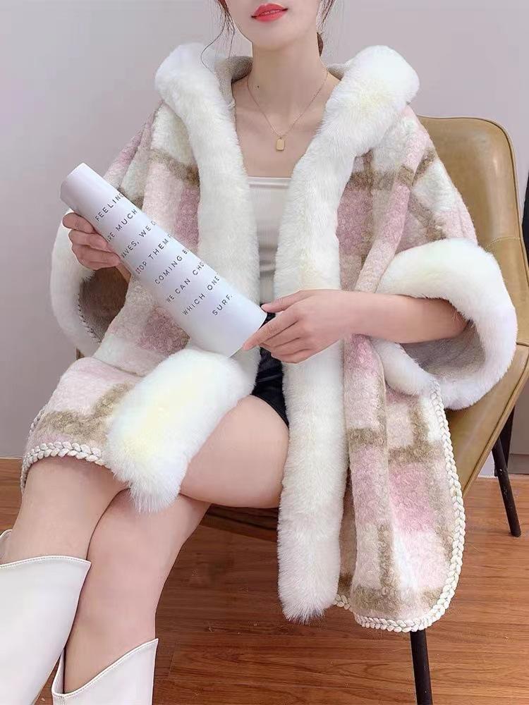 

Вільна шаль жіноча ретро приталена накидка потовщена хутряна комір куртка з капюшоном 60-80cm