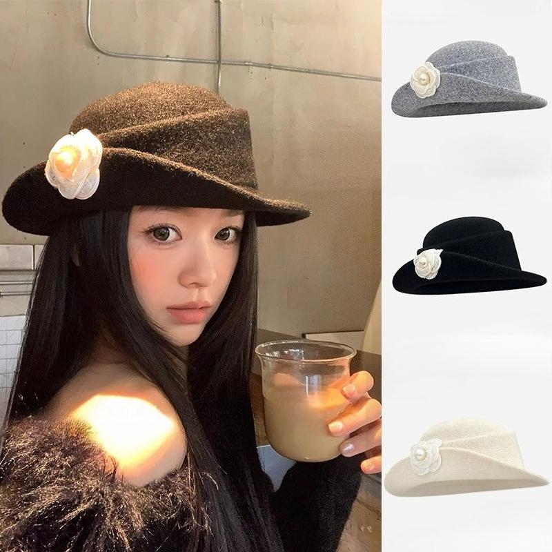 Autumn Winter Fedoras For Women Outdoors Warm Hepburn Style French Elegant Pearl Flower Beret Hat Vintage Studio Fisherman Hat