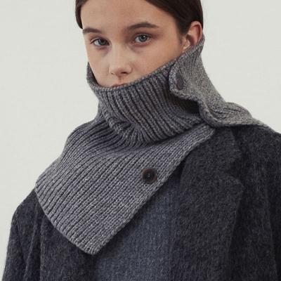 LOEIL Button Point Knit Neck Warmer - 2 Colors