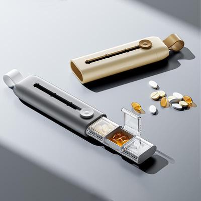Portapillole Portatile di Grande Capacità: Scatola porta-medicine divisa, sigillata, push-pull per tre pasti