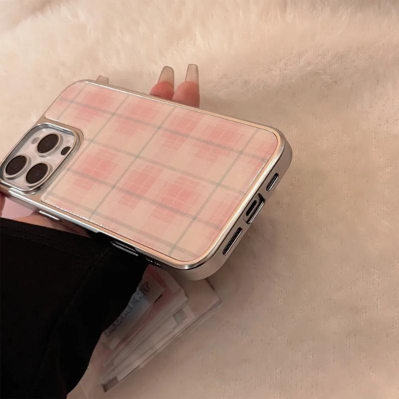 Dropped Pink Checkered Phone Case For iPhone 17 16 15 14 13 12 11 Pro/Max/Plus Anti Drop and Shockproof Back Cover