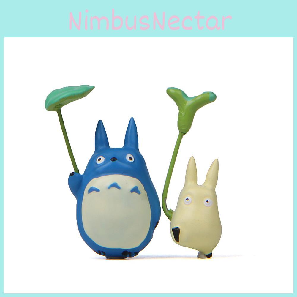 Cute Cartoon Totoro Hold Leaf Cat Mini Model Decoration For Props Landscape