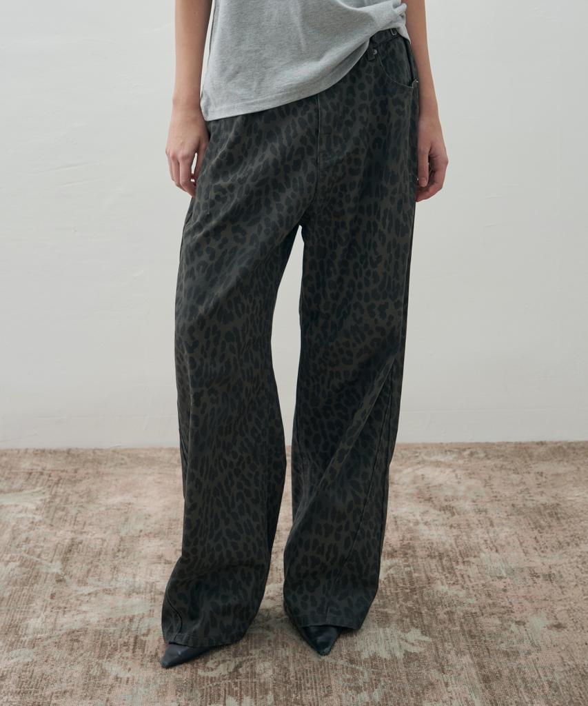 Ledeoli Incision Leopard Wide Cotton Pants [Charcoal]