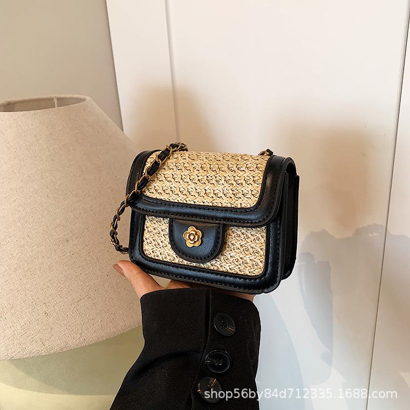 2025 popular small bag versatile new fashion retro shoulder messenger bag small square bag light luxury mini travel