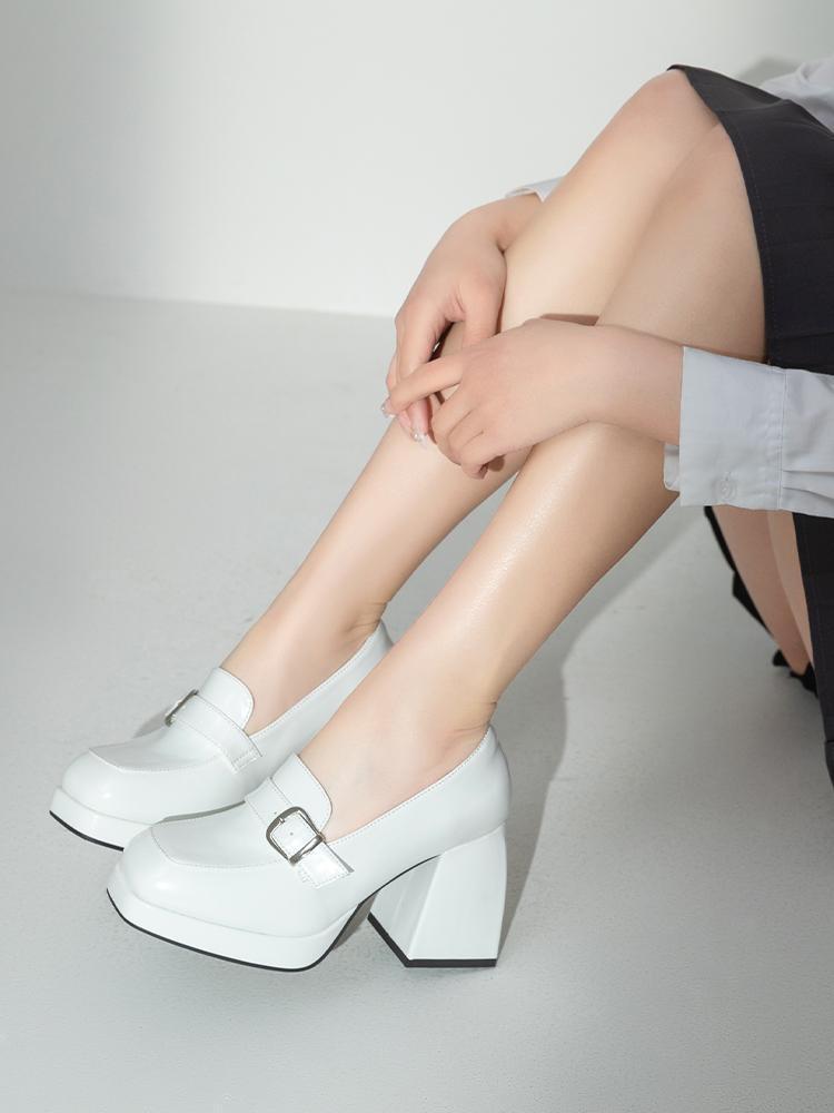 Role square head retro loafers women's spring 2025 new thick heel niche high heel French belt buckle women's single shoes