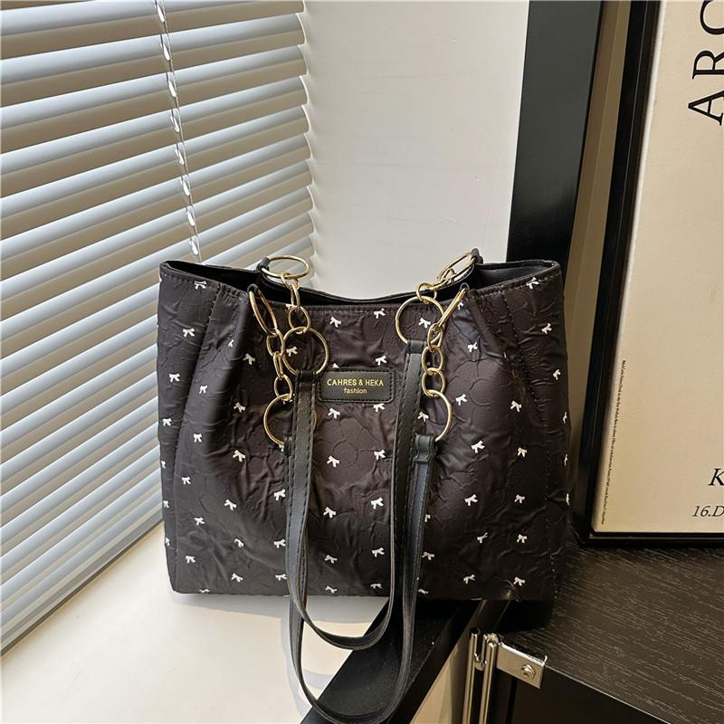 

Милая сумка-тоут женская новая летняя сумка через плечо с бантом литературная и повседневная универсальная вместительная сумочка