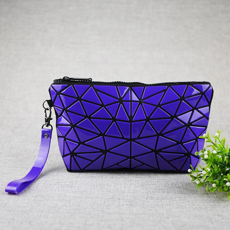 Geometric Diamond Waterproof Hand Carry Cosmetic Bag Korean Fashion Beauty Trend Large Space Foldable Women's Bag