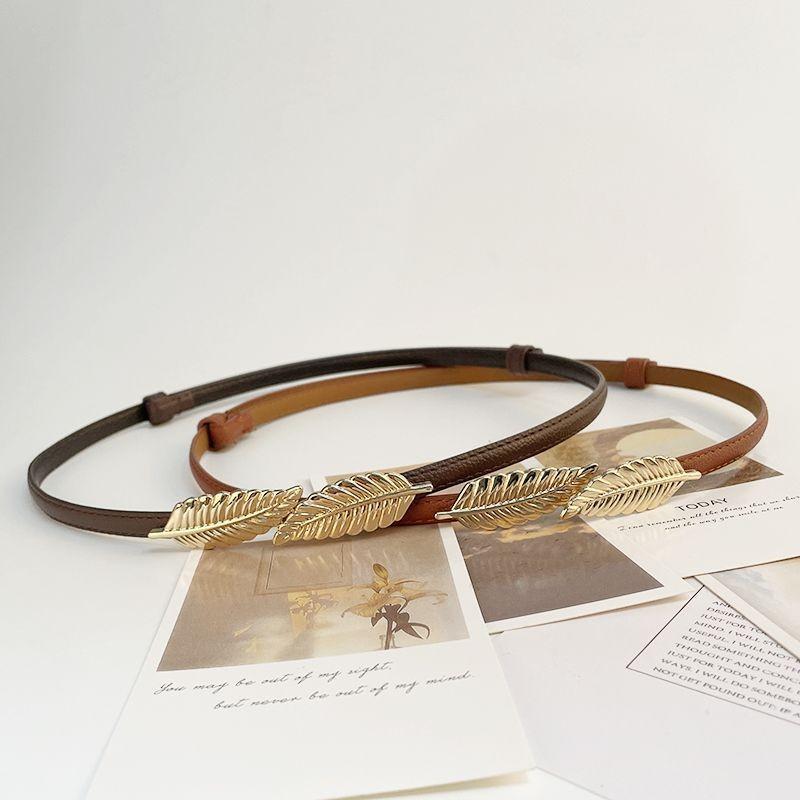 Chic Adjustable Women's Belt Compatible With Dresses In Trendy Colors And Styles