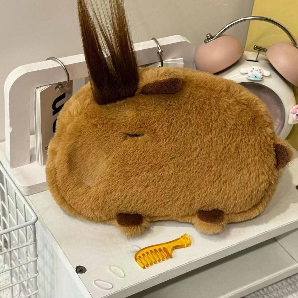 Plush Capybara Pencil Case With Large Capacity For Kids And Students