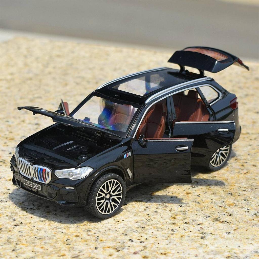 BMW X5 xDrive40 City SUV Simulation Diecast & Toy Vehicles Sounds & Light Pull Back Car 1:32 Alloy Collection Model
