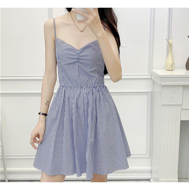 

Полоска смешанного цвета, сексуальное облегающее платье без спинки с перекрещенными бретелями White Blue Stripes L